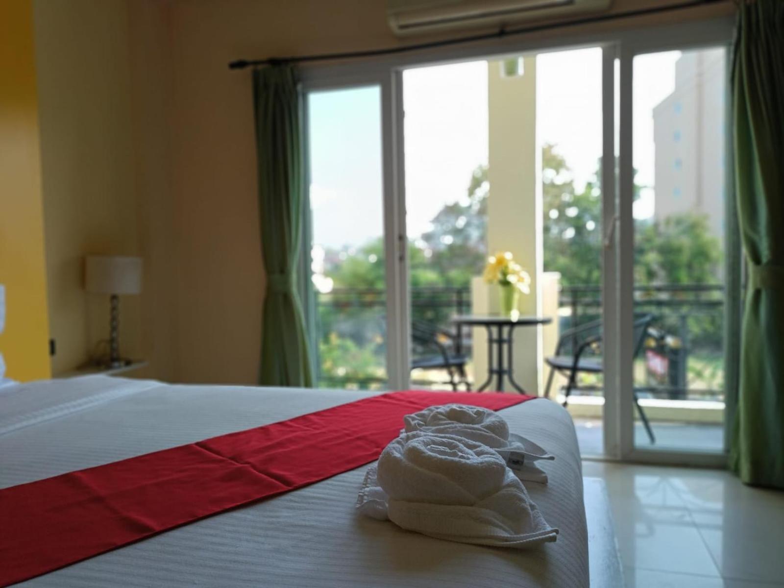 Aura Inn Rooms Pattaya Bagian luar foto